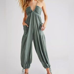 Free People Sundaze for surfin Jumpsuit